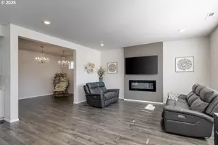 402 Himalaya St. NE, Salem, OR 97301 - Photo 31