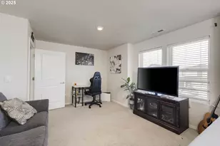 402 Himalaya St. NE, Salem, OR 97301 - Photo 21