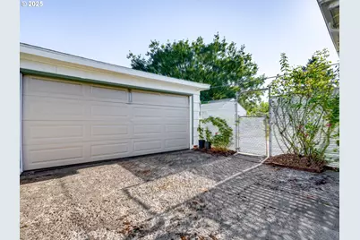 7515 SE Luther Rd, Portland, OR 97206 - Photo 41