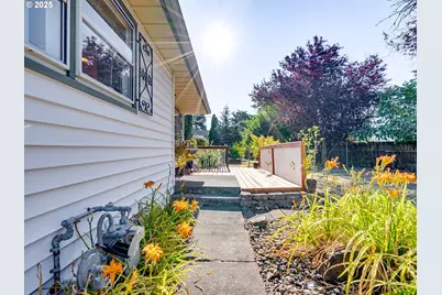 7515 SE Luther Rd, Portland, OR 97206 - Photo 43