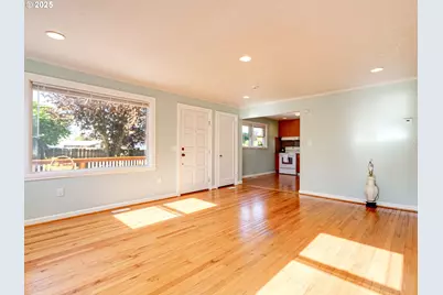 7515 SE Luther Rd, Portland, OR 97206 - Photo 15