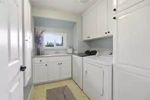 1655 Diamond Peak Ct NW, Salem, OR 97304 - Photo 29