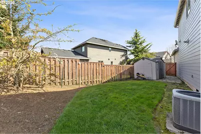 2400 NE 187th Pl, Vancouver, WA 98684 - Photo 45