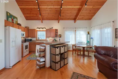 1327 Village Loop, Bandon, OR 97411 - Photo 13