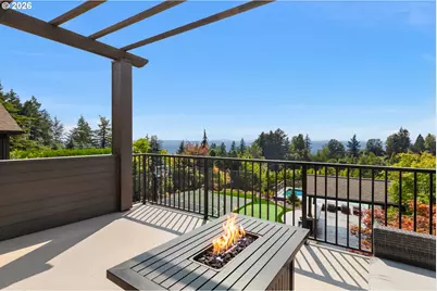 9833 SE Eastview Dr, Happy Valley, OR 97086 - Photo 17