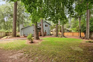 18790 Indian Creek Dr, Lake Oswego, OR 97034 - Photo 17