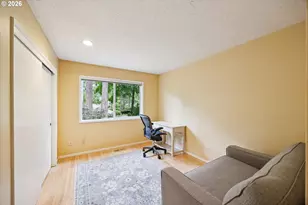 18790 Indian Creek Dr, Lake Oswego, OR 97034 - Photo 31