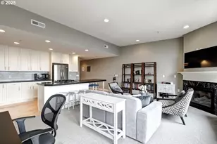1815 SW 16th Ave, Portland, OR 97201 - Photo 9