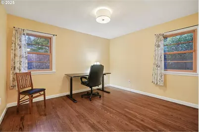 3286 NE Holman St, Portland, OR 97211 - Photo 19