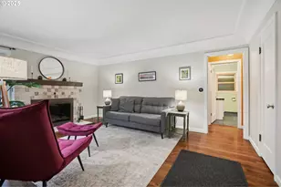 3286 NE Holman St, Portland, OR 97211 - Photo 7