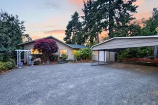 5577 S Shore Dr, Florence, OR 97439 - Photo 9
