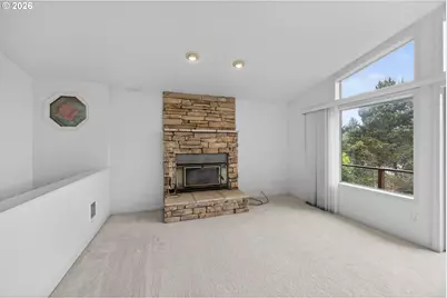 5577 S Shore Dr, Florence, OR 97439 - Photo 13