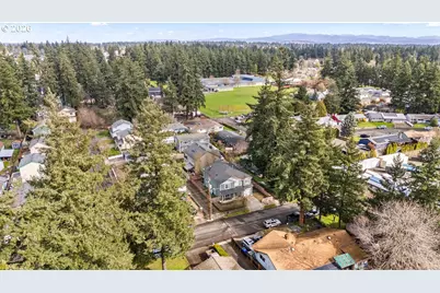 13125 SE Sherman St, Portland, OR 97233 - Photo 31