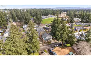 13125 SE Sherman St, Portland, OR 97233 - Photo 31