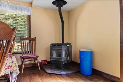 94057 Stemmerman Rd, Coos Bay, OR 97420 - Photo 15