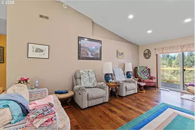94057 Stemmerman Rd, Coos Bay, OR 97420 - Photo 9