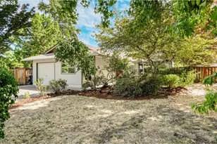 1524 NW Forestgreen Ave, Corvallis, OR 97330 - Photo 3