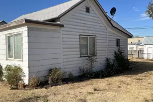615 Robbins St, Milton-Freewater, OR 97862 - Photo 3
