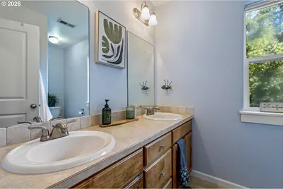555 N Declaration Dr, Carlton, OR 97111 - Photo 23