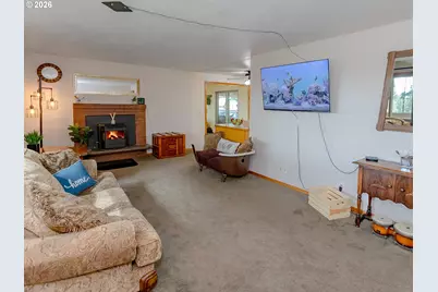 30744 NE 10th St, Washougal, WA 98671 - Photo 9