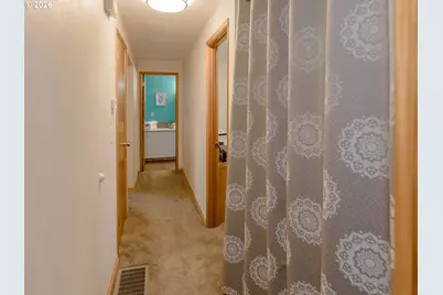 30744 NE 10th St, Washougal, WA 98671 - Photo 11