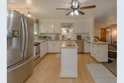 30744 NE 10th St, Washougal, WA 98671 - Photo 5