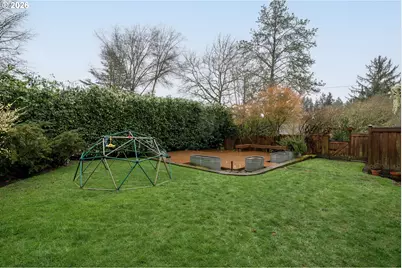 8675 SW Fairway Dr, Portland, OR 97225 - Photo 35