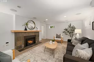 8675 SW Fairway Dr, Portland, OR 97225 - Photo 25