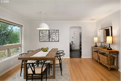 8675 SW Fairway Dr, Portland, OR 97225 - Photo 9