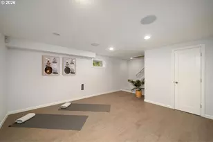 8675 SW Fairway Dr, Portland, OR 97225 - Photo 31