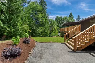 2835 SW Raleighview Dr, Portland, OR 97225 - Photo 39