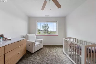 886 N 7th St, Harrisburg, OR 97446 - Photo 35