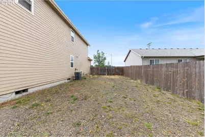 886 N 7th St, Harrisburg, OR 97446 - Photo 43