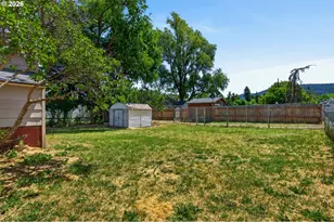 1106 I Ave, La Grande, OR 97850 - Photo 33