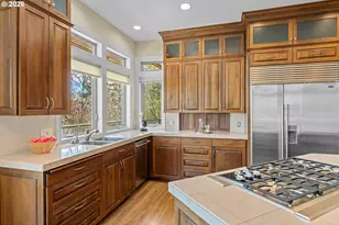 57 Hidalgo St, Lake Oswego, OR 97035 - Photo 11