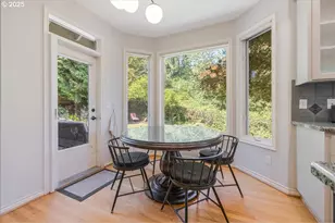 2167 Marylwood Ct, West Linn, OR 97068 - Photo 17