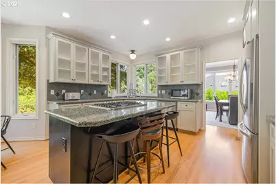 2167 Marylwood Ct, West Linn, OR 97068 - Photo 9