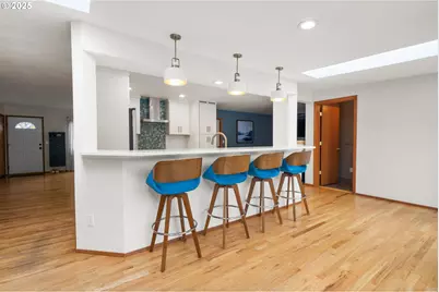 12916 SW 61st Ave, Portland, OR 97219 - Photo 9