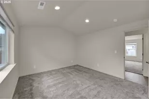 1632 Dotie Dr, Springfield, OR 97477 - Photo 13