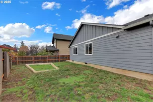 1632 Dotie Dr, Springfield, OR 97477 - Photo 27