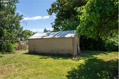 6834 SE 83rd Ave, Portland, OR 97266 - Photo 13