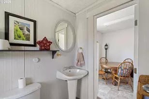 6834 SE 83rd Ave, Portland, OR 97266 - Photo 15