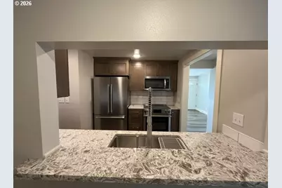 2208 E 5th St, Vancouver, WA 98661 - Photo 5