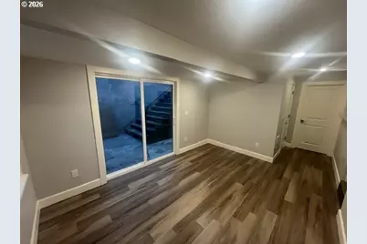 2208 E 5th St, Vancouver, WA 98661 - Photo 11