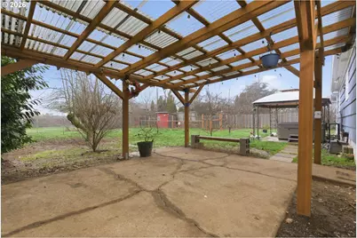 19 NE 139th Ave, Portland, OR 97230 - Photo 39