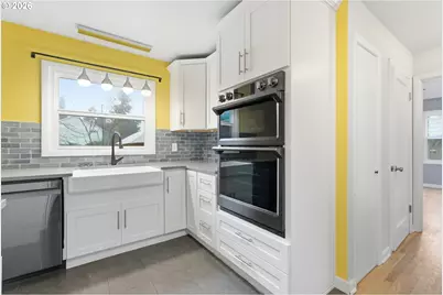 19 NE 139th Ave, Portland, OR 97230 - Photo 19