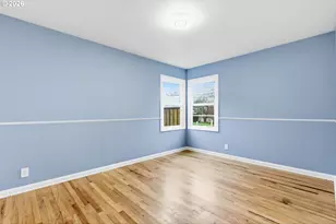 19 NE 139th Ave, Portland, OR 97230 - Photo 27