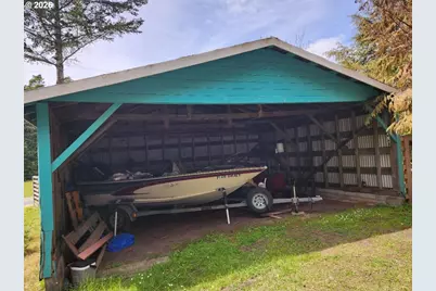 42585 Arizona St, Port Orford, OR 97465 - Photo 27