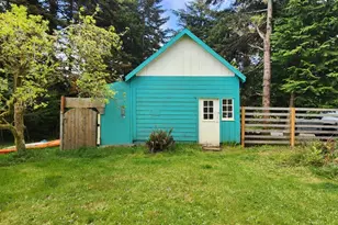 42585 Arizona St, Port Orford, OR 97465 - Photo 25