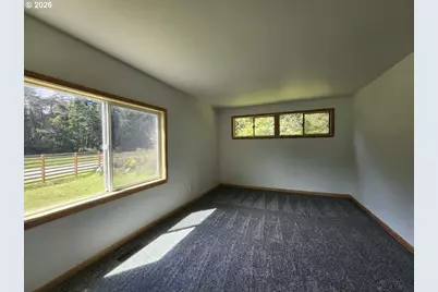 42585 Arizona St, Port Orford, OR 97465 - Photo 13